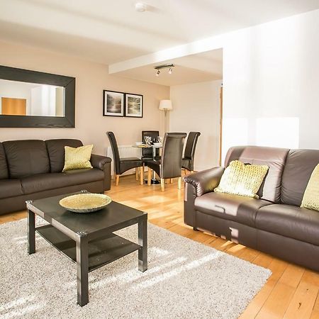 Grand Canal Square Apartments Дъблин Екстериор снимка
