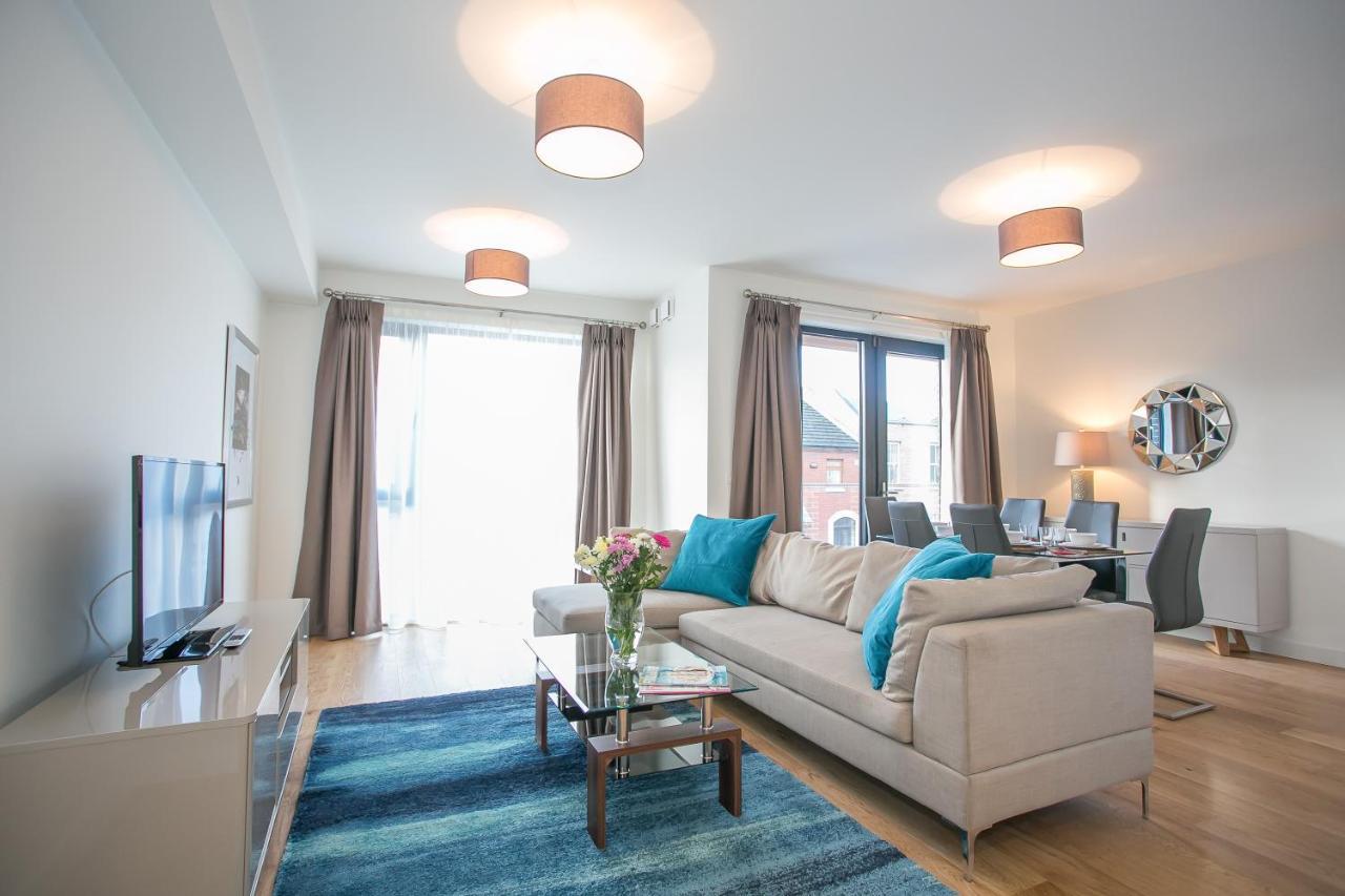 Grand Canal Square Apartments Дъблин Екстериор снимка
