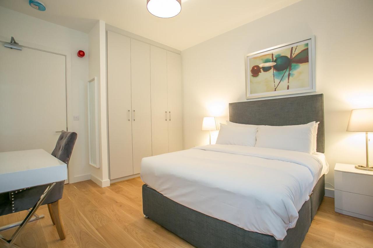 Grand Canal Square Apartments Дъблин Екстериор снимка