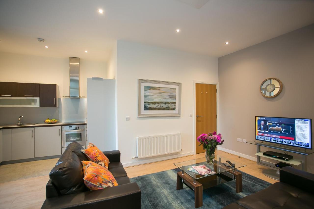 Grand Canal Square Apartments Дъблин Екстериор снимка