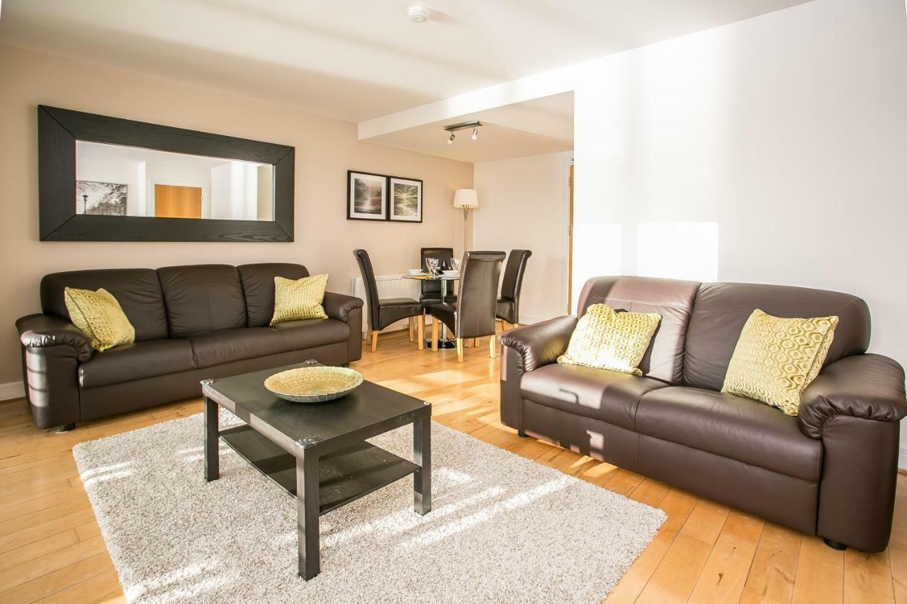 Grand Canal Square Apartments Дъблин Екстериор снимка